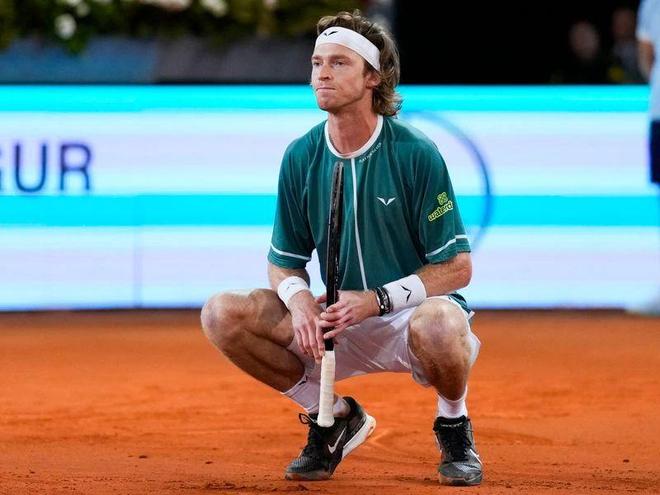 仅证明了他 仅证明了他